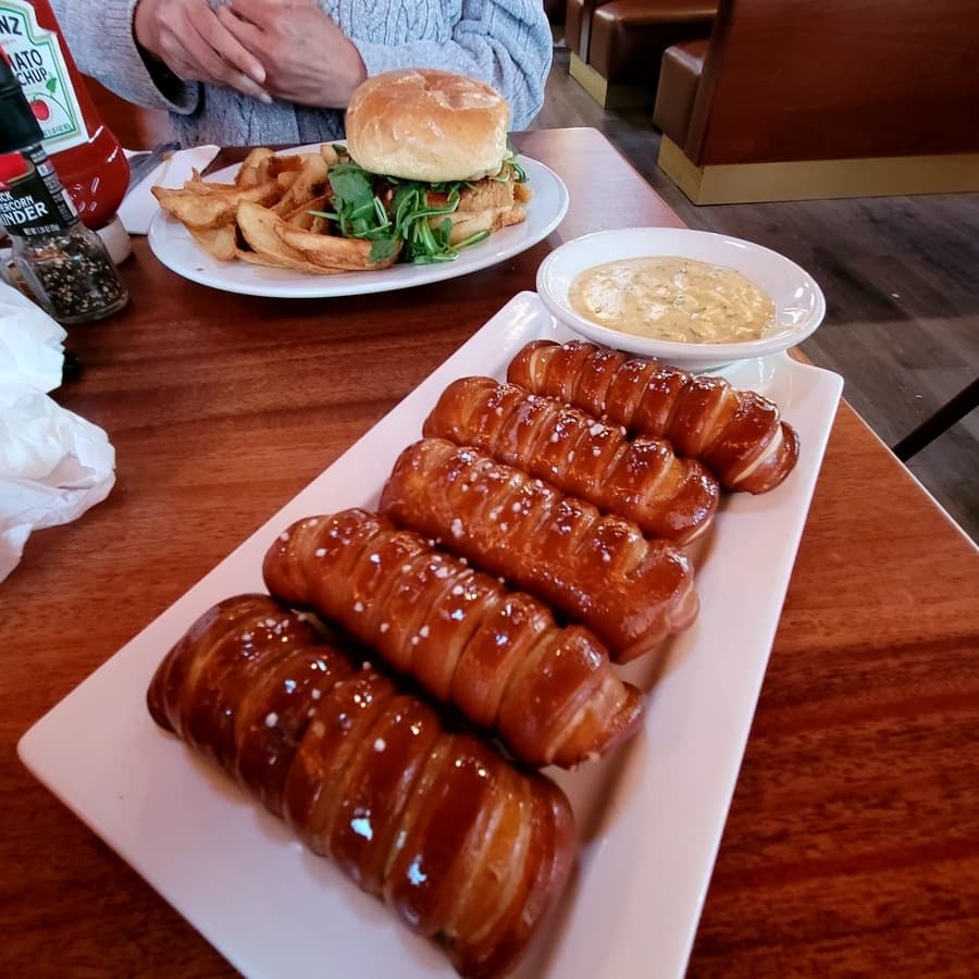 Captain Parker's Pub