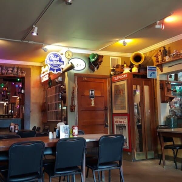 Manci's Antique Club