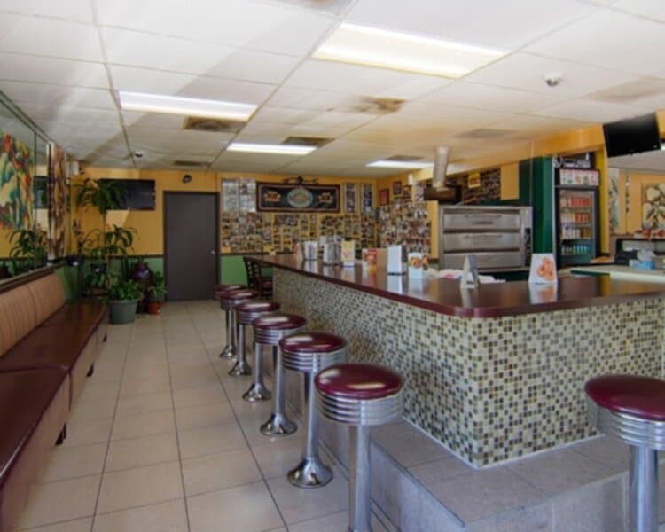 Sarussi Cafeteria and Restaurant