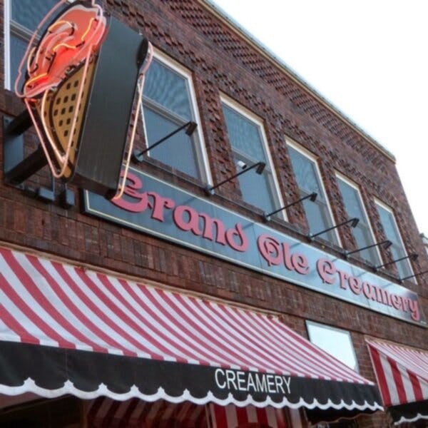 Grand Ole Creamery & Grand Pizzeria