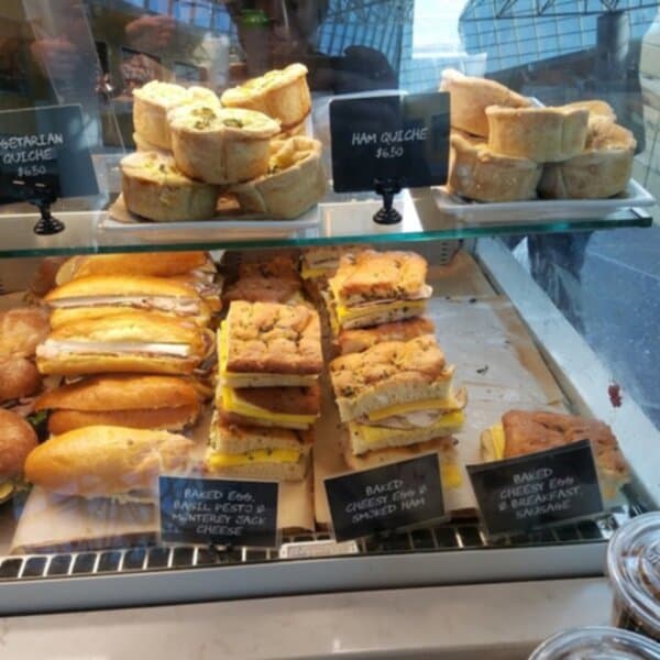 The Country Cat | Restaurant & Bar