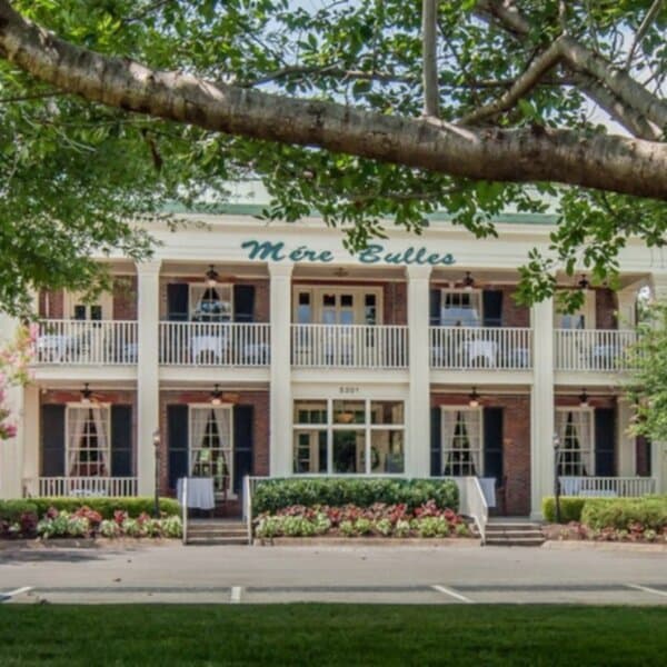 Mere Bulles Restaurant