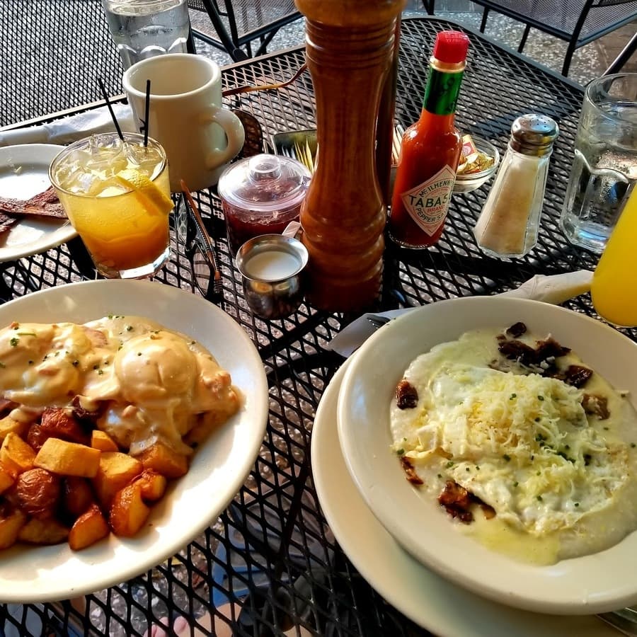 Hominy Grill