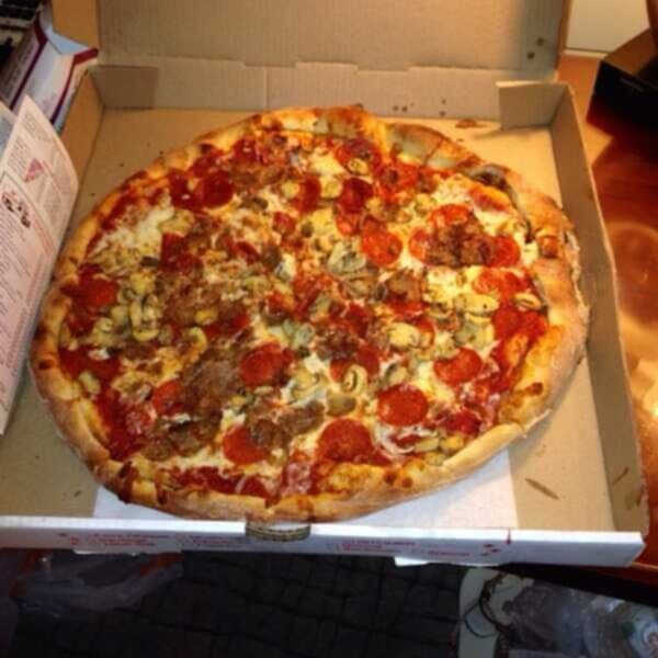 Famous Original Ray's Pizza