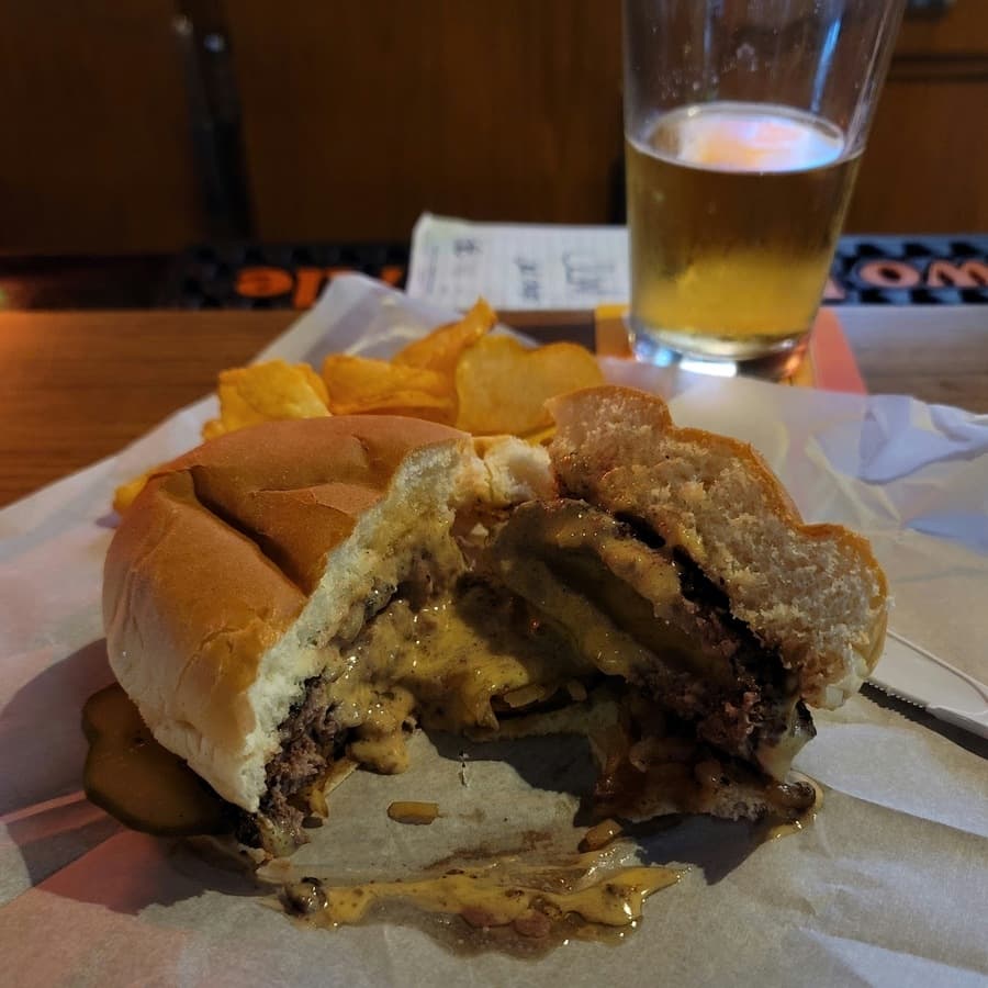 Matt's Bar and Grill