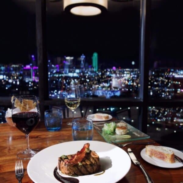 SĒR Steak and Spirits